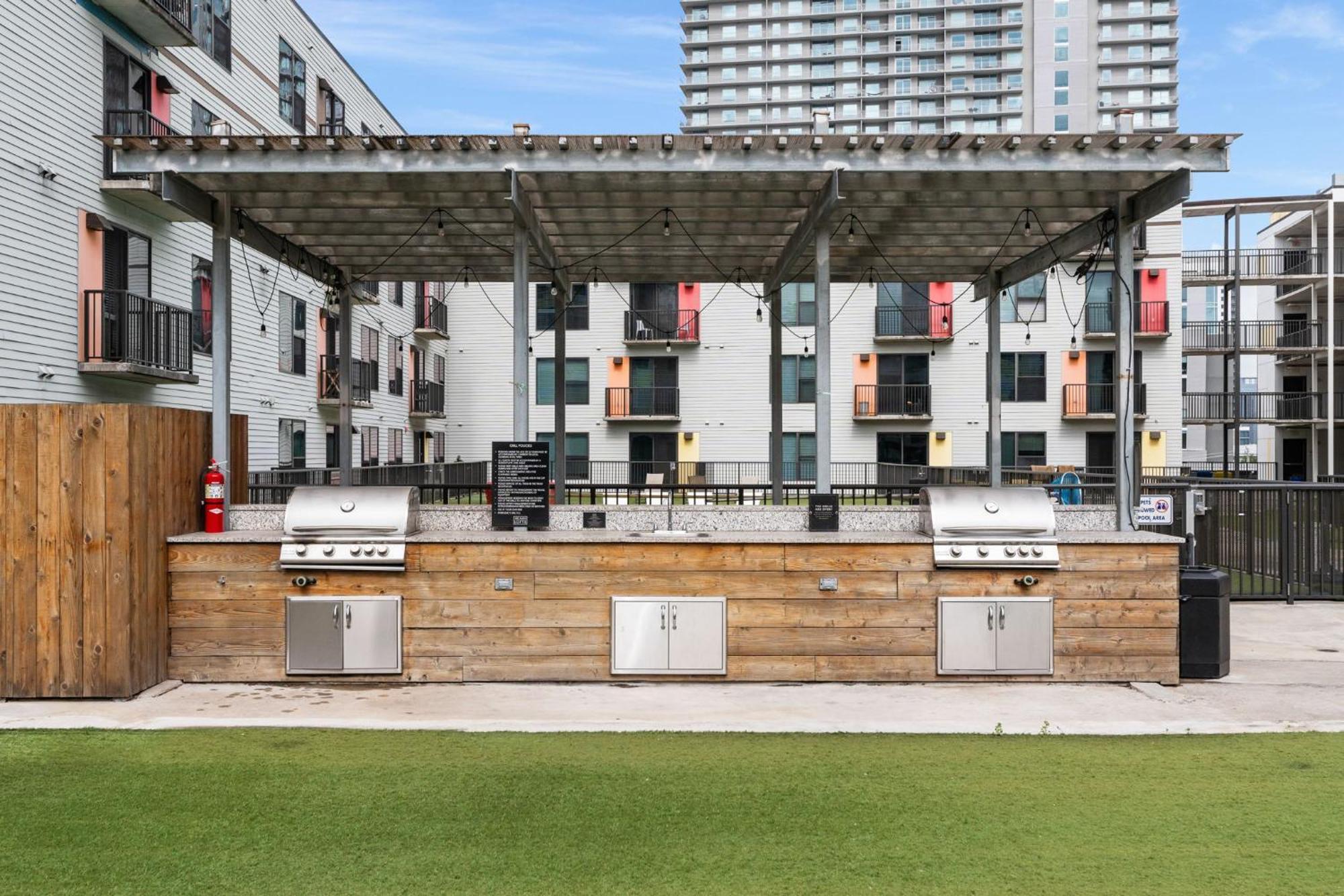 Lodgeur Midtown, Houston - Close To Downtown & Texas Medical Center Bagian luar foto